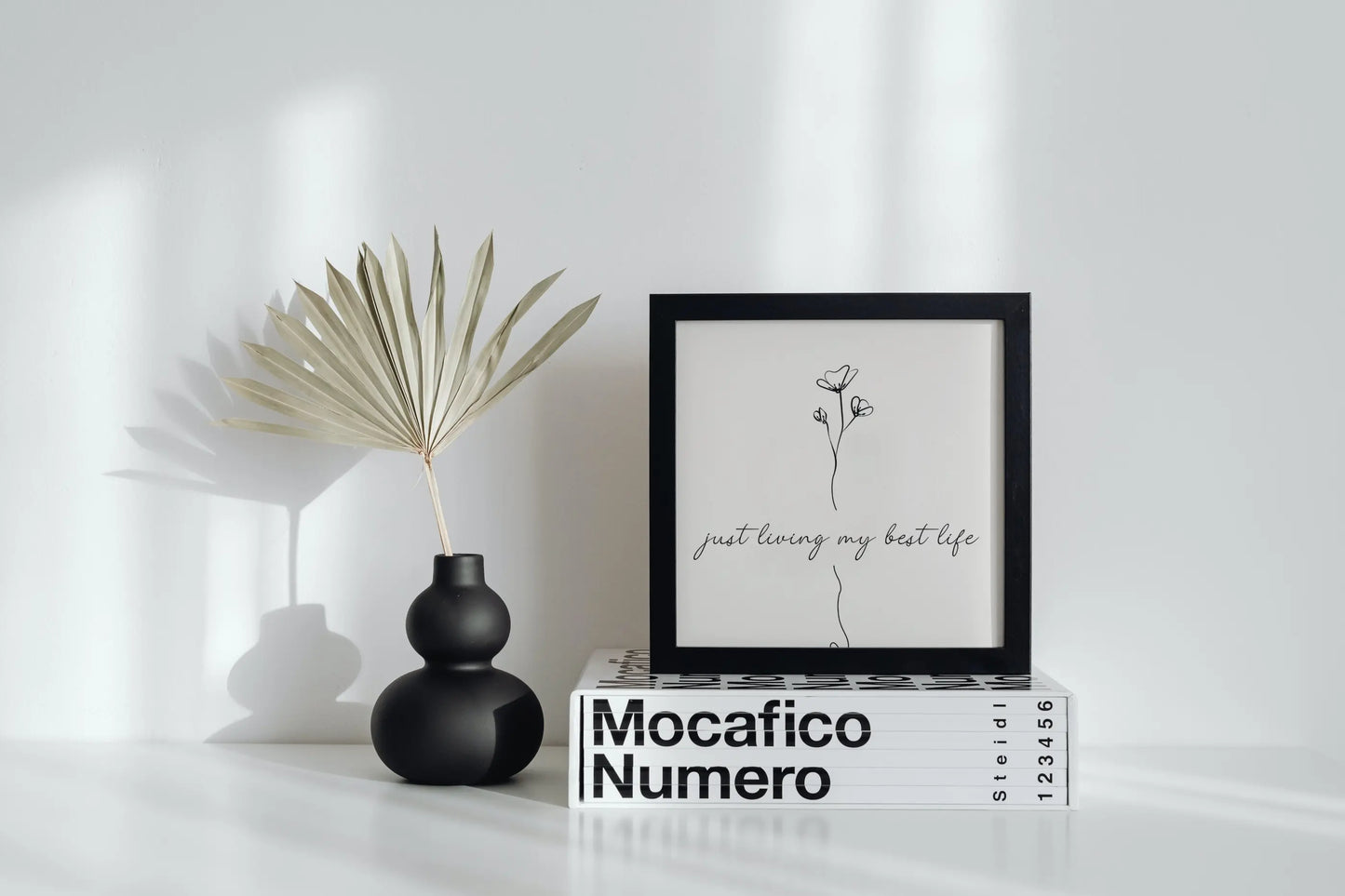 Aestheto Frame
